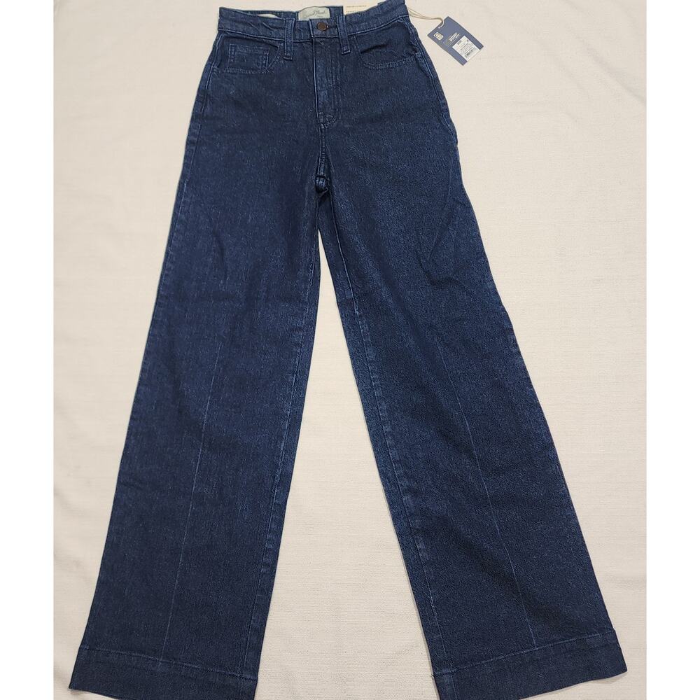 Universal thread high rise fitted hip wide leg W24'' x L42''